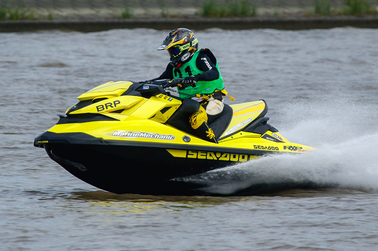 デュアルドラッグ第19戦、ランナバウトオープンクラス、長谷川賢一