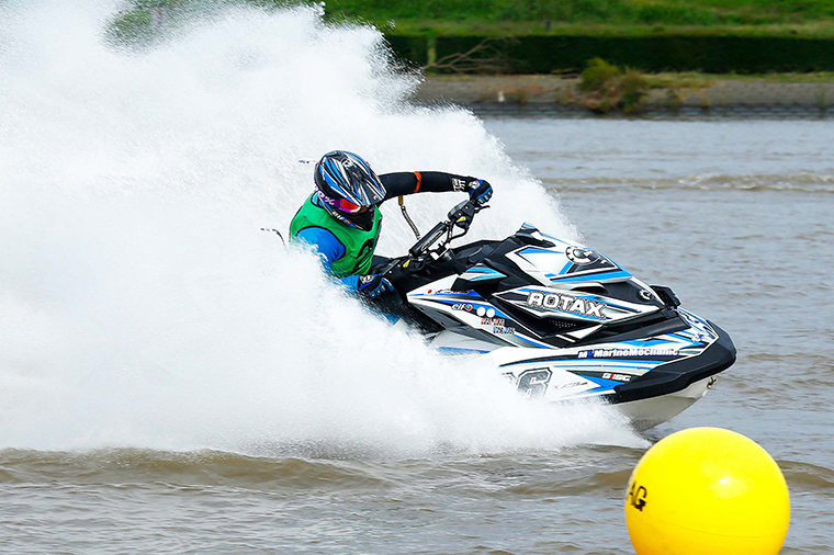 デュアルドラッグ第19戦、ランナバウト120クラス、池田公男