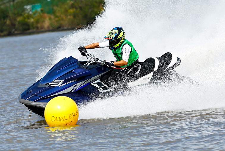 デュアルドラッグ第19戦、ランナバウト120クラス、新井和彦