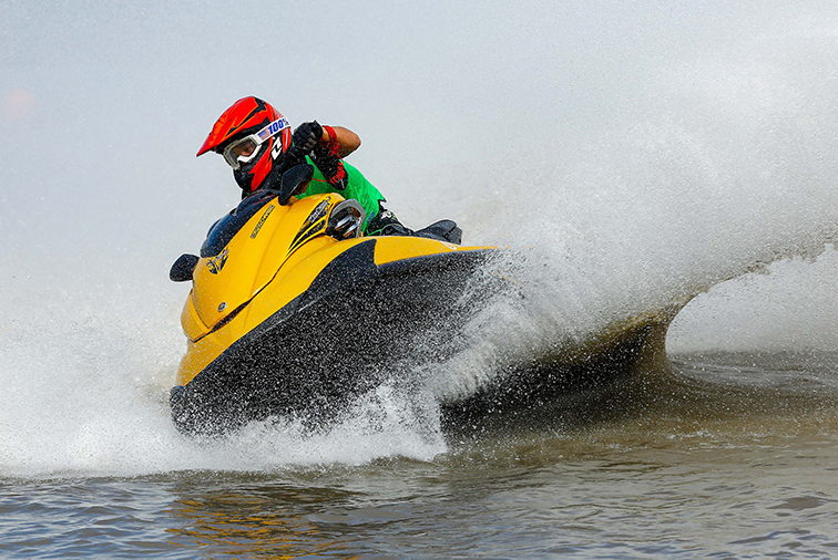 デュアルドラッグ第19戦、ランナバウト120クラス、牛木直利