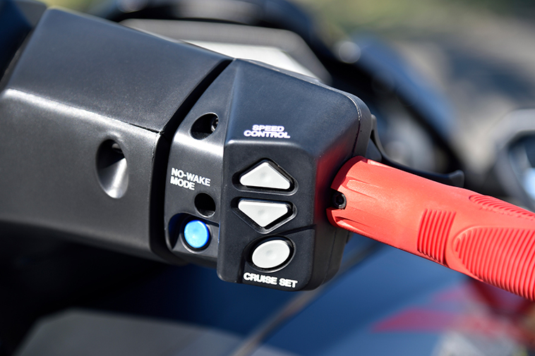 ヤマハMJ-FXシリーズに採用されるアジャスタブルノーウェイク操作スイッチ