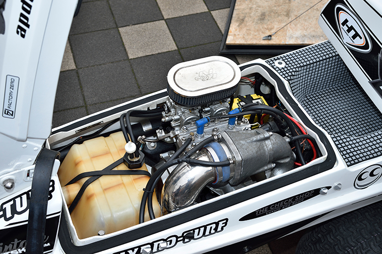 OUT A TIMEに展示されたヴィンテージ水上バイクJS550