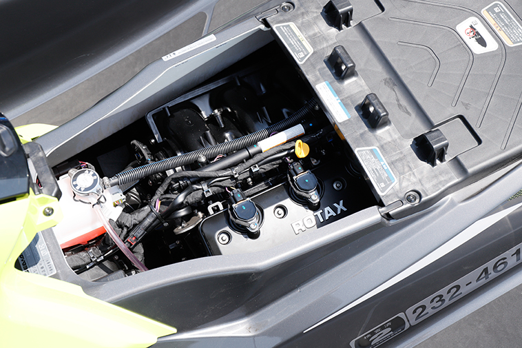 2020 BRPシードゥGTR 230のエンジン