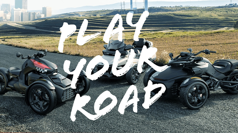 カンナム3ホイーラーPLAY YOUR ROAD