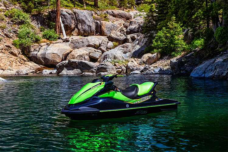 エントリー・パワフル・スポーツ』の開発コンセプトにむせび泣く│2021 KAWASAKI JET SKI STX 160X│HOT WATER  Webマガジン