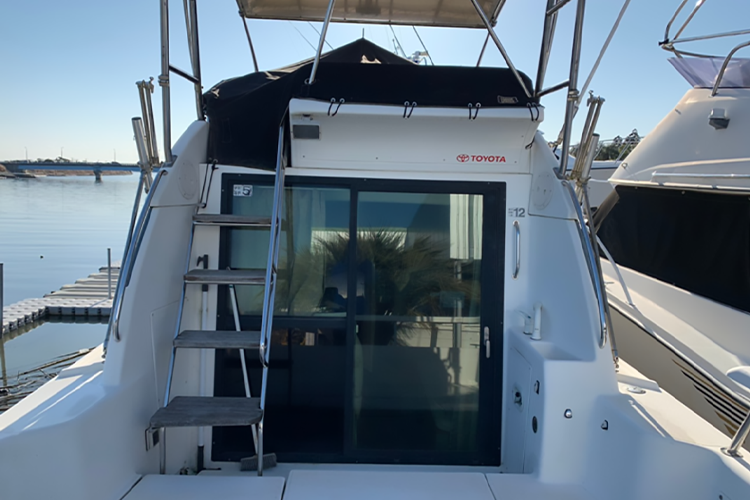 房総マリーナの中古艇、トヨタ・ポーナム28GⅡ