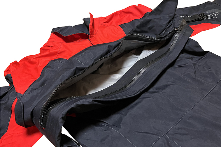着やすく蒸れにくいドライスーツ|JETFREAK DRYSUITS(ジェット 着やすく蒸れにくいドライスーツ|JETFREAK DRYSUITS(ジェット