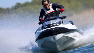 【ニューモデル試乗】325馬力の刺激的な加速とステアリングダンパーの効果を実感｜2025 BRP Sea-Doo GTX LIMITED 325