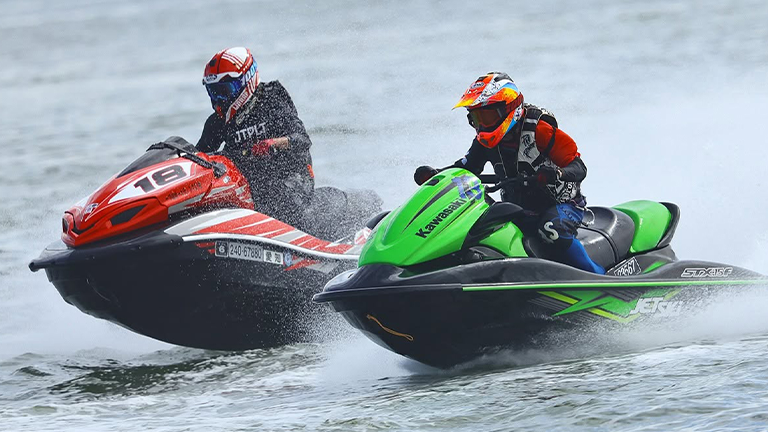 水上バイクの”8耐”は80分！7月26日開催│サウザンドカップ耐久レース第