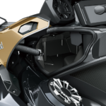 イージーアクセスストレージ(左側)